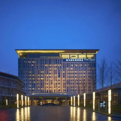 Отель Four Points by Sheraton Langfang, Guan 4* Номер Комфорт с различными типами кроватей