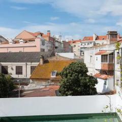 Отель Feels Like Home Belém Luxus House with Pool пляж