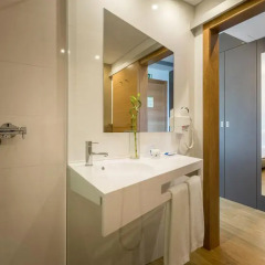 Hotel TRYP Leiria 4* Улучшенный номер двуспальная кровать фото 2