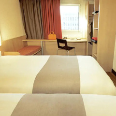 Отель ibis Lisboa Alfragide комната для гостей фото 4