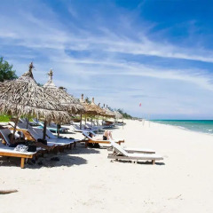 Отель An Bang Sunrise Beach Bungalow пляж