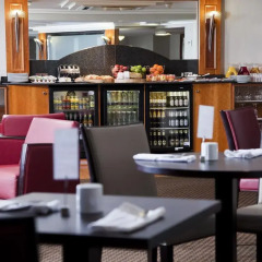 Отель Crowne Plaza London - Heathrow питание фото 3