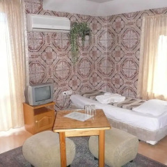 Shans 2 Hostel Стандартный номер с 2 отдельными кроватями фото 9