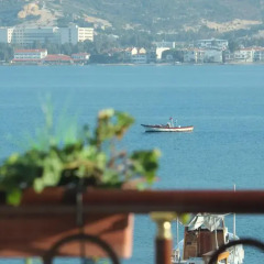 Hanedan Otel Турция, Фоча - отзывы, цены и фото номеров - забронировать отель Hanedan Otel онлайн балкон