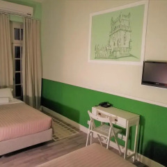 Hotel Leiria Classic - Hostel Стандартный семейный номер разные типы кроватей фото 2