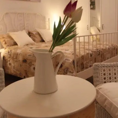 Отель La Casa In Fiore 3* Стандартный номер с двуспальной кроватью (общая ванная комната) фото 4
