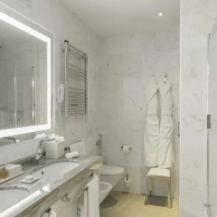 Aleph Rome Hotel, Curio Collection by Hilton 5* Номер Делюкс с различными типами кроватей