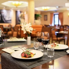 Отель Lindner Hotel Prague Castle Чехия, Прага - 2 отзыва об отеле, цены и фото номеров - забронировать отель Lindner Hotel Prague Castle онлайн питание фото 3
