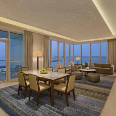 Отель DoubleTree by Hilton Dubai Jumeirah Beach 4* Люкс с различными типами кроватей фото 8