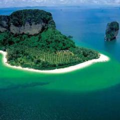 Отель Poda Island Resort пляж