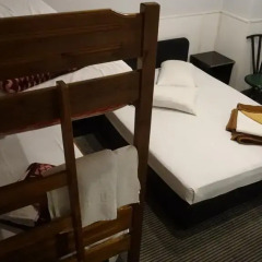 Zorbas Hostel удобства в номере фото 2