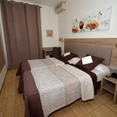 Hotel Parisien 2* Стандартный номер с 2 отдельными кроватями фото 4
