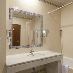 Отель Apartamentos Do Parque Португалия, Албуфейра - отзывы, цены и фото номеров - забронировать отель Apartamentos Do Parque онлайн ванная фото 2