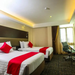 Hotel Royal Bangkok Chinatown 4* Улучшенный номер двуспальная кровать фото 4