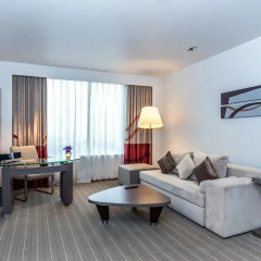 Отель Novotel Bangkok Ploenchit Sukhumvit 4* Улучшенный номер с различными типами кроватей фото 2