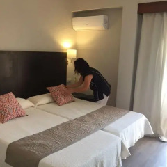 Отель Hostal Jakiton Улучшенный номер с различными типами кроватей фото 11