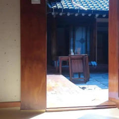 Отель Sodam Hanok Guesthouse 2* Стандартный семейный номер с двуспальной кроватью фото 3
