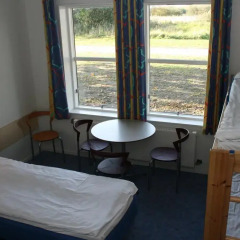 Отель Danhostel Copenhagen Amager Стандартный семейный номер с двуспальной кроватью (общая ванная комната)