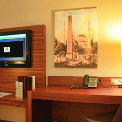 Отель Holiday Inn Istanbul Sisli 5* Стандартный номер с различными типами кроватей