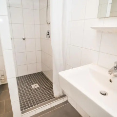 Smart Stay Hostel Munich City Кровать в общем номере с двухъярусной кроватью