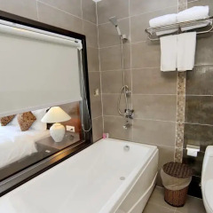 Hanoi Golden Hotel 4* Номер Делюкс фото 10