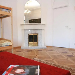 Гостиница Happy House Кровать в женском общем номере с двухъярусной кроватью фото 2