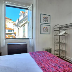 Апартаменты Localtraveling ALFAMA River View - Family Apartments удобства в номере