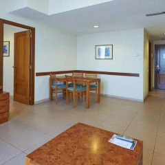 Отель Hesperia Sant Joan Suites 3* Стандартный семейный номер с различными типами кроватей фото 7