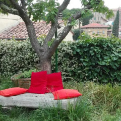Отель Casa romantica Лари приотельная территория