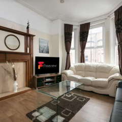 Отель Chorlton Short Term South Manchester Townhouse комната для гостей фото 5