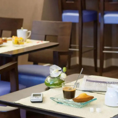 Отель Aparthotel Adagio Paris Haussmann Франция, Париж - отзывы, цены и фото номеров - забронировать отель Aparthotel Adagio Paris Haussmann онлайн питание фото 2