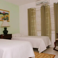 Отель Mango Tree Peaceful Pension комната для гостей фото 2