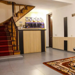 Отель At Home интерьер отеля