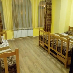 Old Yerevan Hostel And Tours интерьер отеля фото 2