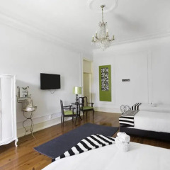 Отель Typical Lisbon Guest House Стандартный номер с различными типами кроватей фото 12