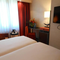 Отель Starhotels Michelangelo 4* Улучшенный номер с различными типами кроватей фото 13