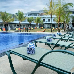 Отель Coco Royal Beach Resort Шри-Ланка, Калутара - отзывы, цены и фото номеров - забронировать отель Coco Royal Beach Resort онлайн бассейн фото 3