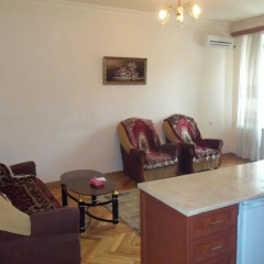Апартаменты RetroCity at Komitas Avenue Apartment Ереван комната для гостей фото 4