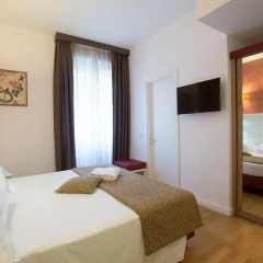 Floris Hotel 3* Номер Комфорт с двуспальной кроватью фото 15