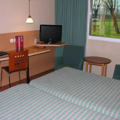 Hotel City Express Santander Parayas 3* Стандартный номер с различными типами кроватей