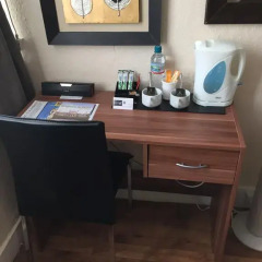 Kipps Brighton Hostel Стандартный номер с 2 отдельными кроватями фото 9