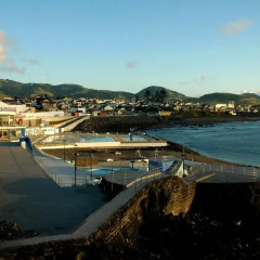 Отель House near to the beach пляж