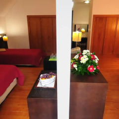 INATEL Piódão Hotel 4* Улучшенный номер двуспальная кровать фото 10