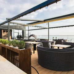 M1 Club Hotel бассейн