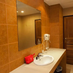 Отель Zen Rooms Best Pratunam 4* Стандартный номер фото 11