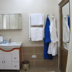 Отель Holiday Home Kanyon Армения, Бюракан - отзывы, цены и фото номеров - забронировать отель Holiday Home Kanyon онлайн ванная