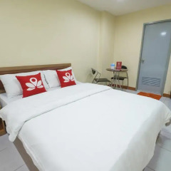 Отель ZEN Rooms Ramkhamhaeng Mansion 3* Стандартный номер с различными типами кроватей фото 5
