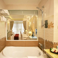 Отель Hanoi Guest House Royal 3* Представительский номер с различными типами кроватей фото 5