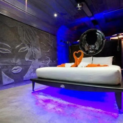 Nicky's Handlebar Hotel 3* Номер Делюкс с двуспальной кроватью фото 9