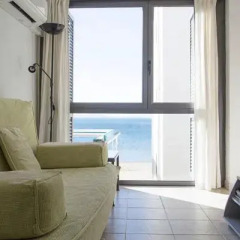Отель Apartaments Stella Maris Испания, Курорт Росес - отзывы, цены и фото номеров - забронировать отель Apartaments Stella Maris онлайн комната для гостей фото 5